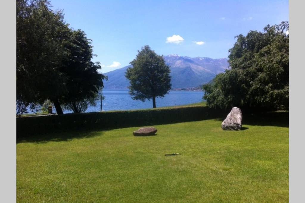 Favoloso Appartamento Fronte Lago, Gera Lario Luaran gambar