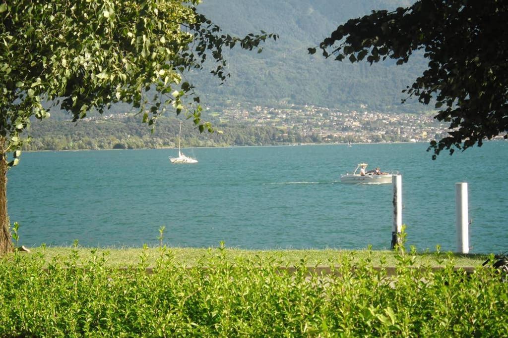 Favoloso Appartamento Fronte Lago, Gera Lario Luaran gambar