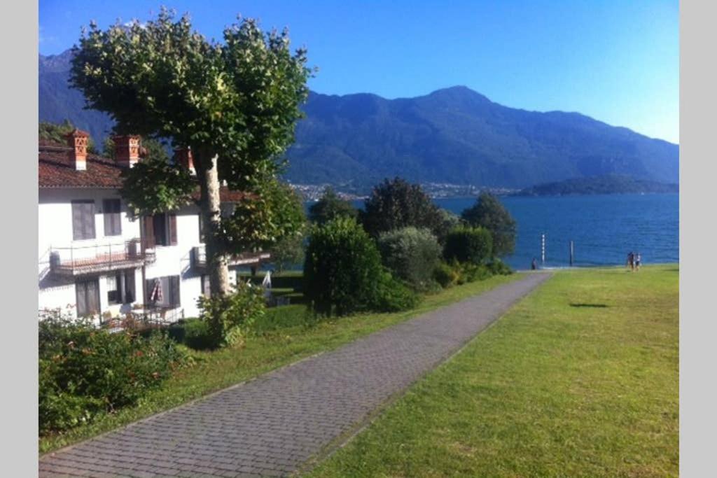 Favoloso Appartamento Fronte Lago, Gera Lario Luaran gambar