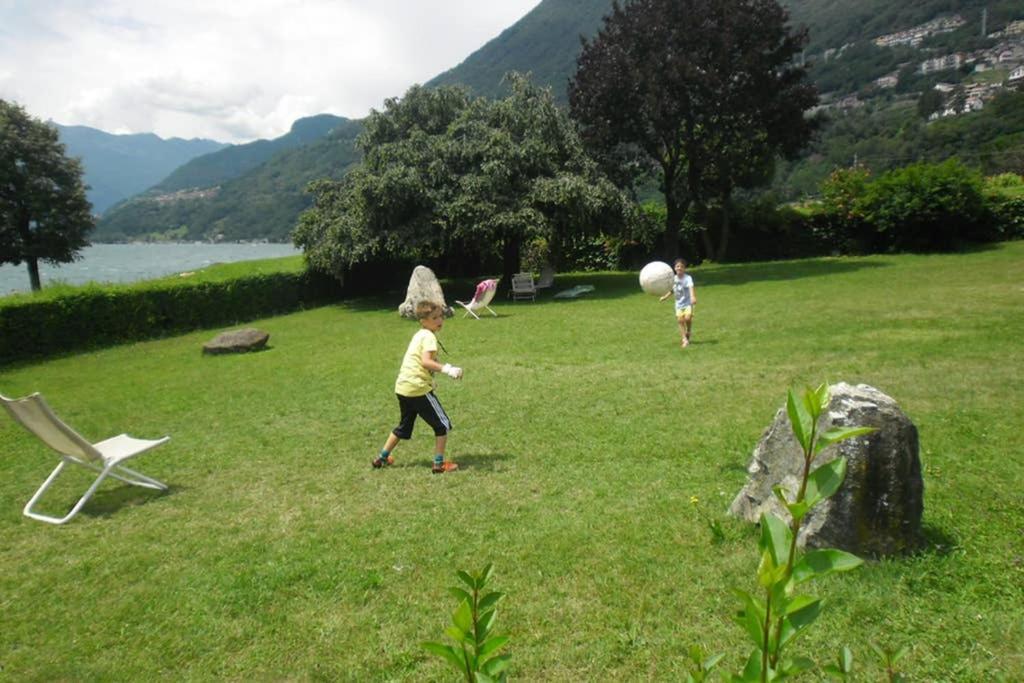 Favoloso Appartamento Fronte Lago, Gera Lario Luaran gambar